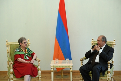 Արմեն Սարգսյանը Հայաստանում ԵՄ դեսպան Անդրեա Վիկտորինի հետ քննարկել է տարածաշրջանային անվտանգության հարցը