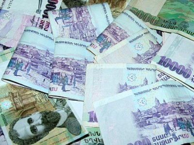 Глава ЦБ: Наблюдается ревальвация армянского драма