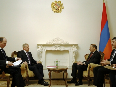 Armenia Security Council Secretary meets with Stanislav Zas