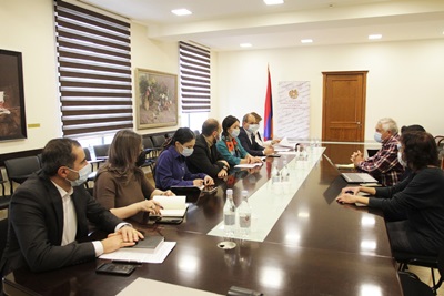 «Հանրակրթության մասին» օրենքի նախագծի վերաբերյալ քննարկումներ՝ ԿԳՄՍ նախարարությունում