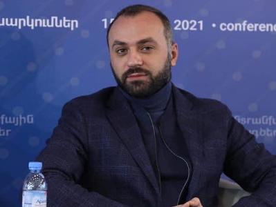 Սրճարաններ եւ ժամանցի այլ վայրեր այցելելիս ձեզնից այսպես կոչված QR կոդ ոչ ոք չի կարող պահանջել․ իրավաբան