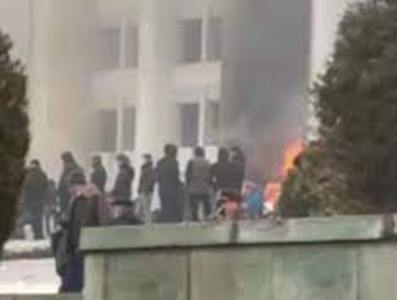 Kazakhstan presidential residence set on fire