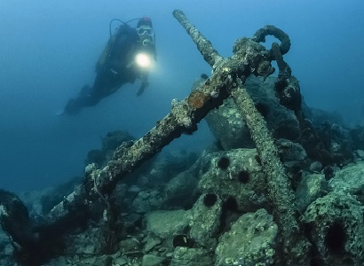 Ghost ship that sank 343 years ago discovered in US
