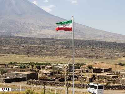 Iran cancels travel ban on common borders