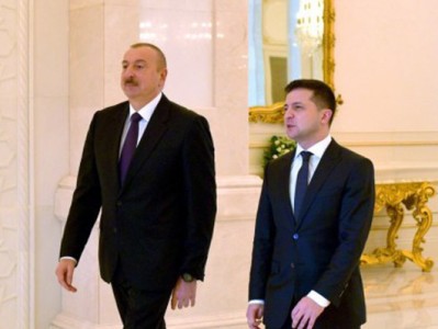 Զելենսկին Ալիեւի հետ քննարկել է տրանսպորտային միջանցքի ստեղծման հարցը