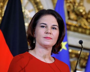 Глава МИД ФРГ угрожает России «высокой ценой» в случае «агрессии» против Украины