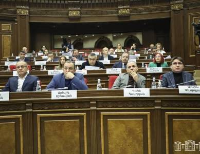 Newspaper: Opposition ‘Armenia’ Bloc in parliament to toughen its tactics