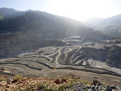 ԶԼՄ-ն ու ՀԿ-ն դատարանի միջոցով կառավարությունից պահանջում են հրապարակել ԶՊՄԿ բաժնետոմսերի նվիրատվության պայմանագիրը