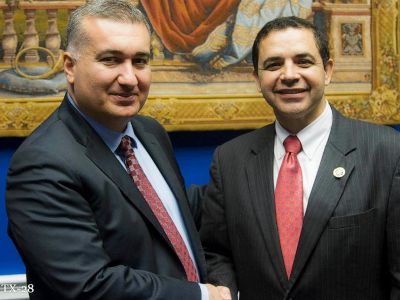 ՀԴԲ-ն խուզարկել է կոնգրեսական Հենրի Կուելյարի տունը` Ադրբեջանի մասով հետաքննության շրջանակներում