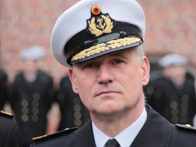 Germany navy chief resigns over comments on Crimea