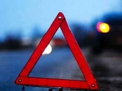 Իսակովի պողոտայում վթարի հետևանքով քաղաքացին արգելափակվել է մեքենայում