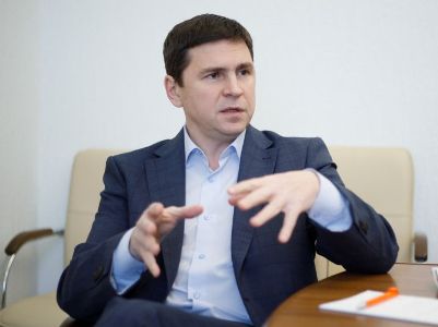 В Киеве прокомментировали решение ряда стран вывезти часть персонала посольств