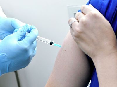 Россияне в 2021 году чаще всего ездили за прививкой от COVID в Армению