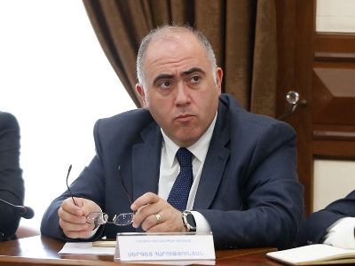Мэр Еревана подписал решение об освобождении с занимаемой должности заместителя мэра столицы