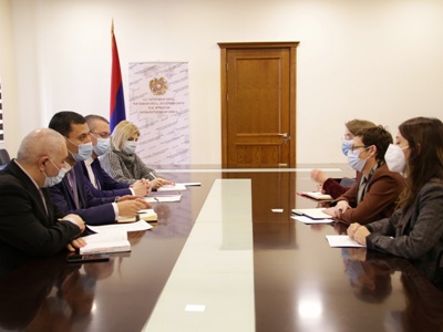 Արթուր Մարտիրոսյանը Ֆրանսիայի դեսպանի հետ քննարկել է ՀՀ դպրոցներում ֆրանսերենի խորացված ուսուցման կազմակերպման ծրագիրը