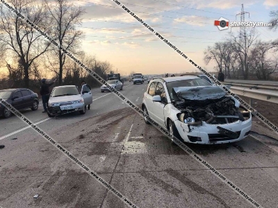 Ավտովթար՝ Արարատի մարզում. բախվել են Suzuki ՏX4-ն ու Bogdan-ը, կա վիրավոր