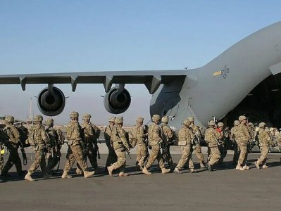US troops arrive in Poland