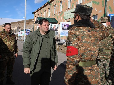 Պապիկյանը Սյունիքում նոր զորամասի կառուցման աշխատանքների ընթացքին է ծանոթացել