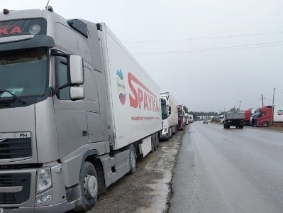 Customs attaché: 100-150 Armenia cars amassed at Upper Lars checkpoint