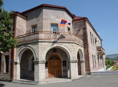 Արցախի Հանրապետության ԱԳ նախարարը հանդիպել է ՀՀ Գիտությունների ազգային ակադեմիայի նախագահի հետ
