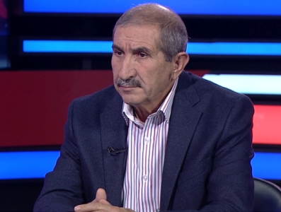 «Իրավունք». «Լուկաշենկոյի, բառիս փոխաբերական իմաստով, ատամները պետք է ջարդել»