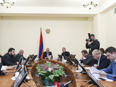 Քննիչ հանձնաժողով, որը ոչինչ չի քննելու. Այլընտրանքային նախագծեր խումբ