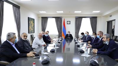 ԱԳ նախարարը հանդիպել է Ռուբինյանի եւ փորձագիտական հանրույթի ներկայացուցիչների հետ