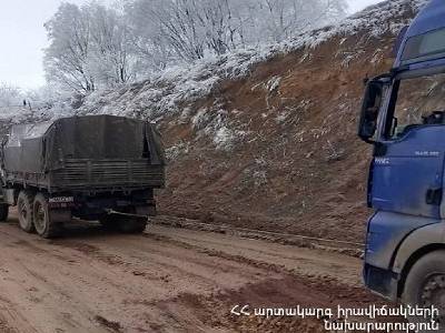 Տաթեւի վանքի մոտակայքում փրկարարները 14 բեռնատար են դուրս բերել արգելափակումից