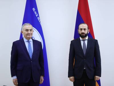 Արարատ Միրզոյանը ընդունել է ՍԾՏՀԿ գլխավոր քարտուղար հետ Լազար Կոմանեսկուին