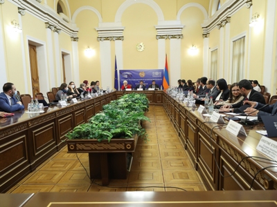 Armenia legislature acting speaker expresses hope that Turkey will reconsider its policy of closed borders with Armenia
