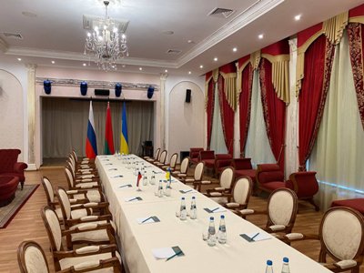 В Белоруссии сообщили, что площадка для переговоров России и Украины подготовлена