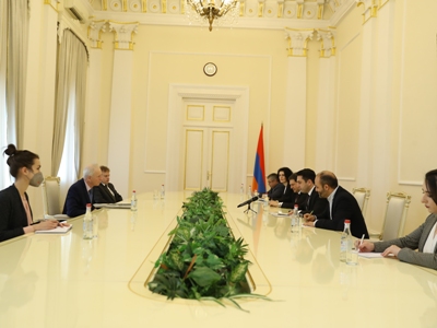 Armenia acting President receives Canada special envoy to EU, Europe