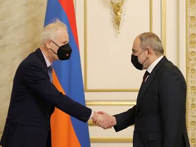 Премьер-министр Армении и спецпосланник Канады в ЕС и Европе обсудили перспективы стратегического диалога