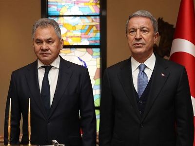 Шойгу провел переговоры с главой Минобороны Турции Акаром