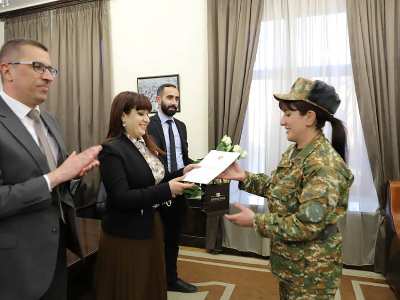 3 servicewomen from Armenia’s Shirak Province are awarded with certificates (PHOTOS)