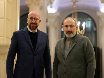 Nikol Pashinyan, Charles Michel hold informal meeting in Paris, discuss situation around Artsakh