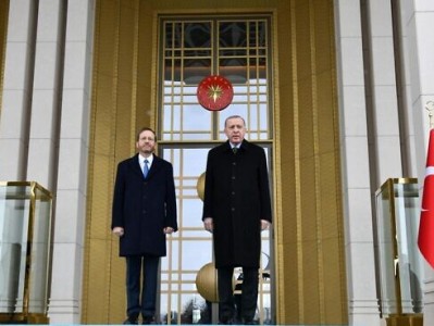 Isaac Herzog announces visit of Turkish FM to Israel, taking MFA by surprise