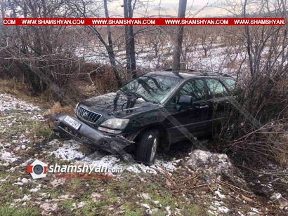Կոտայքում բախվել են Lexus RX300-ն ու Mercedes C180-ը, բախումից հետո երկուսն էլ հայտնվել են ձորակում
