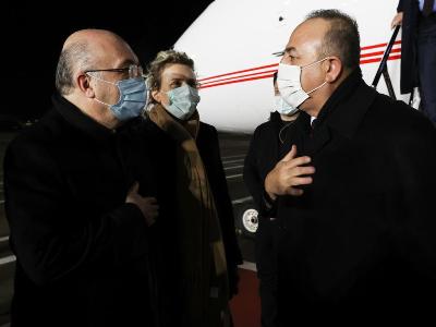 Turkey FM in Moscow, discussing situation in Ukraine