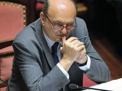 Italy may block raw material exports to make up for potential shortfalls