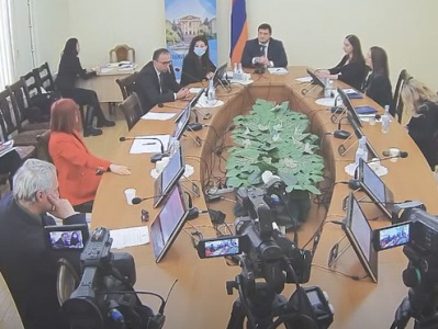 «Հայաստանը պետք է հասնի ափ»․թեժ քննարկումներ ԱԺ հանձնաժողովում