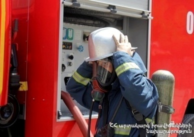 Դդմաշեն համայնքում այրվում է տան տանիք