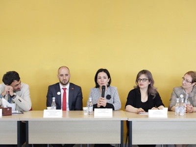 Նախարարությունը կարևորում է ոչ պետական դպրոցների հետ երկխոսությունը. Ժաննա Անդրեասյան
