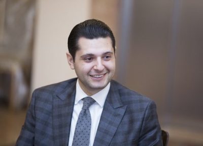 «Ժողովուրդ». Փոխվարչապետը` հոգաբարձուների խորհրդի նախագահ. բուհերի քաղաքականացումը շարունակվում է