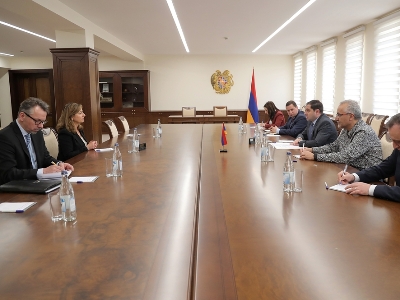 Սուրեն Պապիկյանը Բոմբերգերի հետ քննարկել է անհայտ կորած անձանց ճակատագրերը