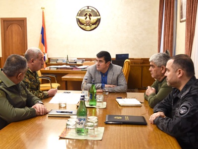 Արցախի նախագահն ուժային կառույցների ղեկավարների մասնակցությամբ աշխատանքային խորհրդակցություն է անցկացրել