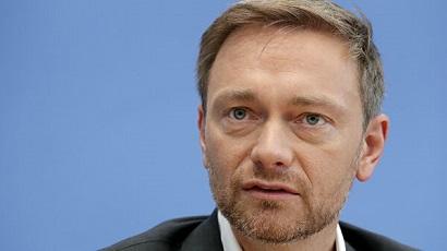 German finance minister says crisis in Ukraine will make Germans poorer