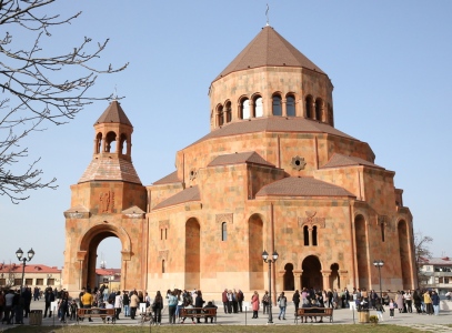 Միասնական աղոթք է հնչել Արցախի թեմի բոլոր եկեղեցիներում