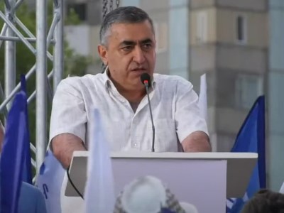 Իշխանությունը չունի մանդատ, որ հայաթափի Արցախը և թուրքացնի Հայաստանը․ Արմեն Ռուստամյանը՝ հանրահավաքի պահանջների մասին