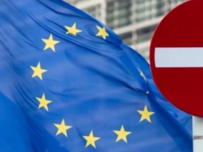 ЕС в рамках новых санкций против РФ, может ограничить лизинг самолетов, импорт авиационного топлива и стали